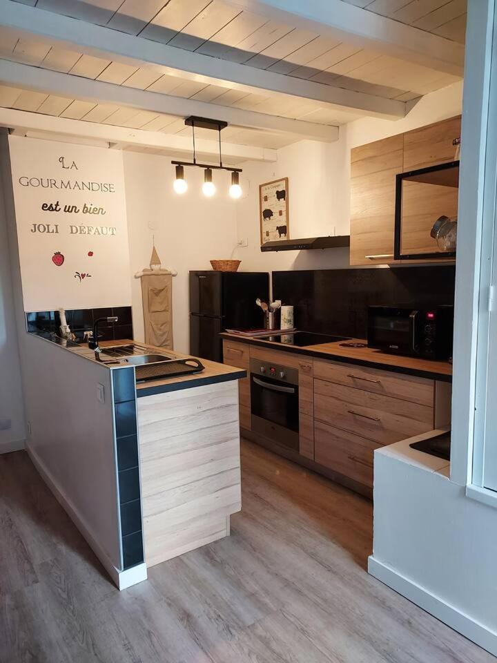 Maisonnette Saintes Kültér fotó